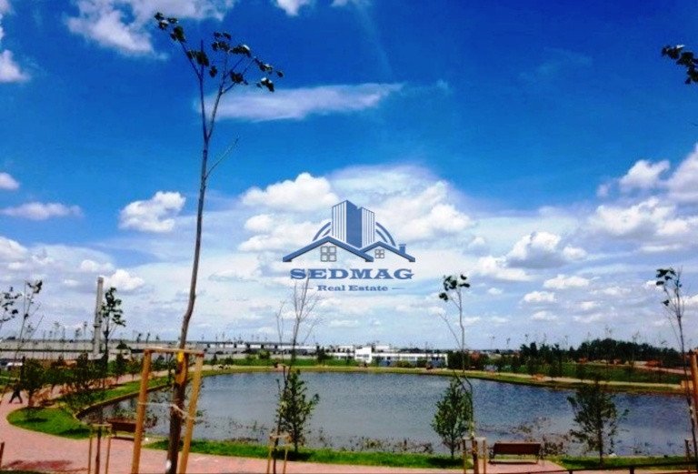 Titan -Auchan, teren constructii